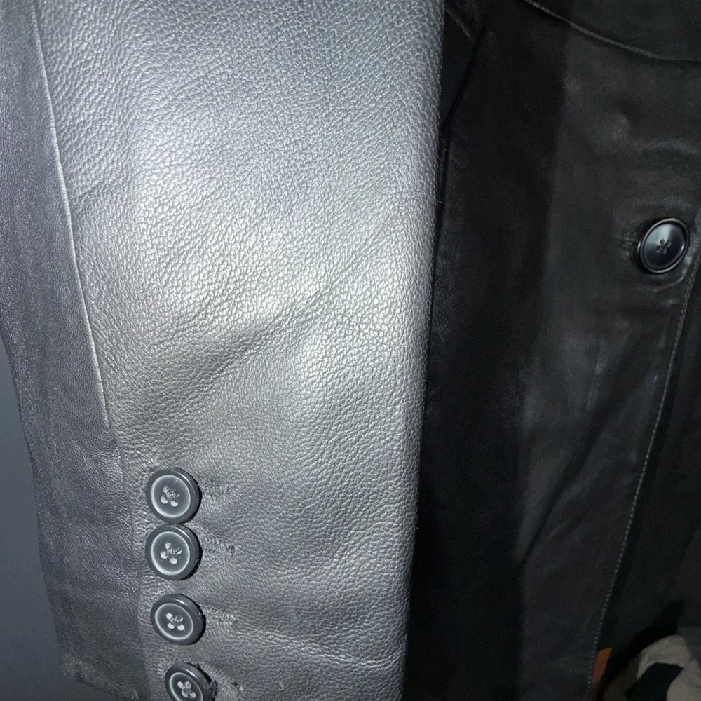 Mauritius Classic Black Leather Single-Button Women's Jacket - Picture 4 of 7
